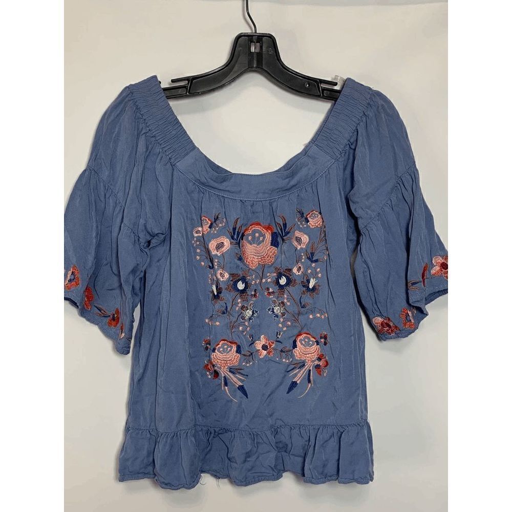 Umgee Women's Off the Shoulder Floral Embroidered Short Sleeve Denim Blue Top S